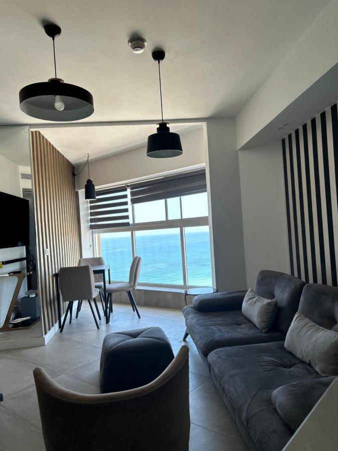 Beachfront Apartment Bat Yam Bagian luar foto
