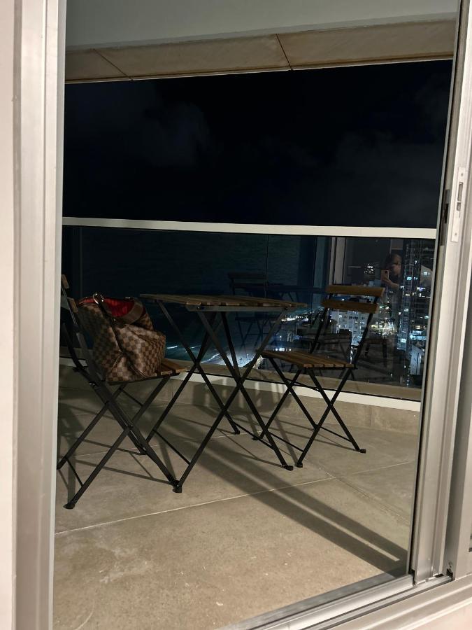 Beachfront Apartment Bat Yam Bagian luar foto