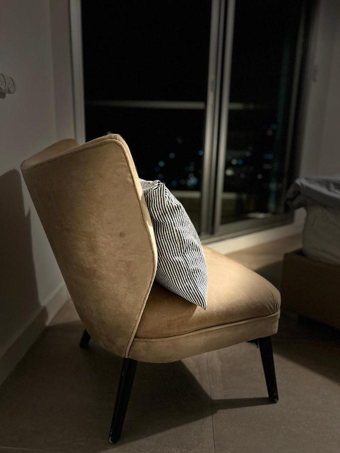 Beachfront Apartment Bat Yam Bagian luar foto